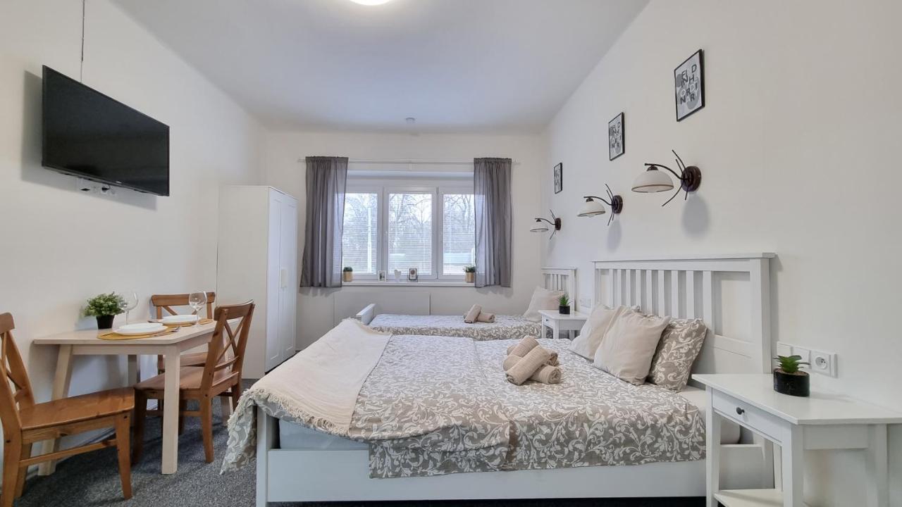 Finnem Rentals Jicinska Prague Ngoại thất bức ảnh