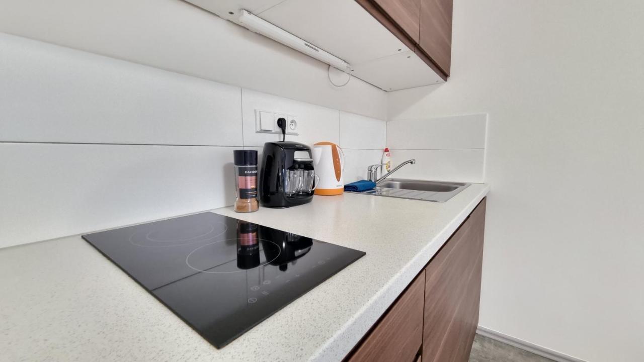 Finnem Rentals Jicinska Prague Ngoại thất bức ảnh